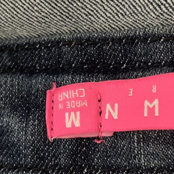 Tinseltown Shortall Women Size M Raw Hem Pocket Bib Distressed - Picture 10 of 10